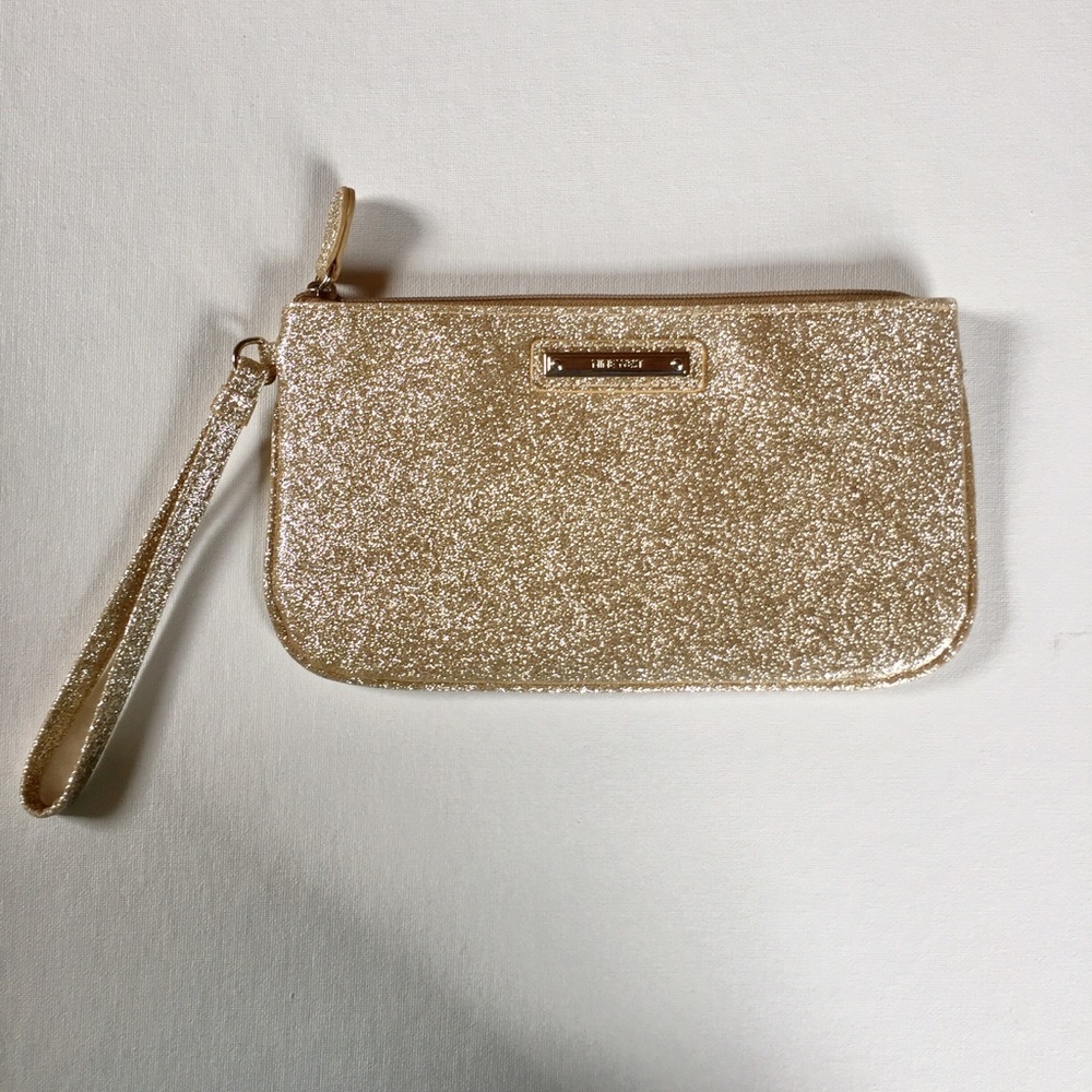 Nine West Gold Clutch, Like New.